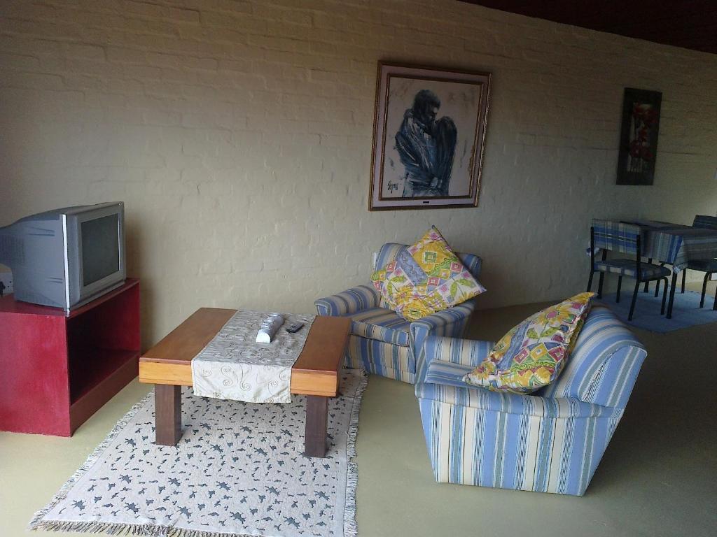 Jack'S Seaview Inn Bettys Bay Exterior photo