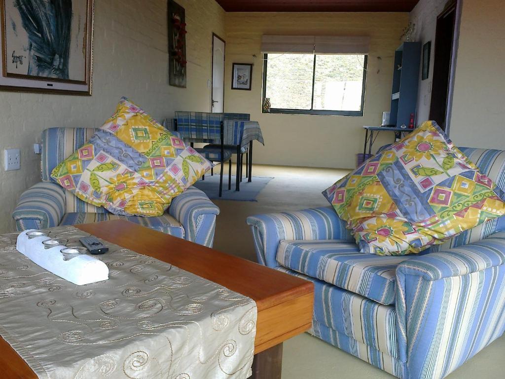 Jack'S Seaview Inn Bettys Bay Exterior photo